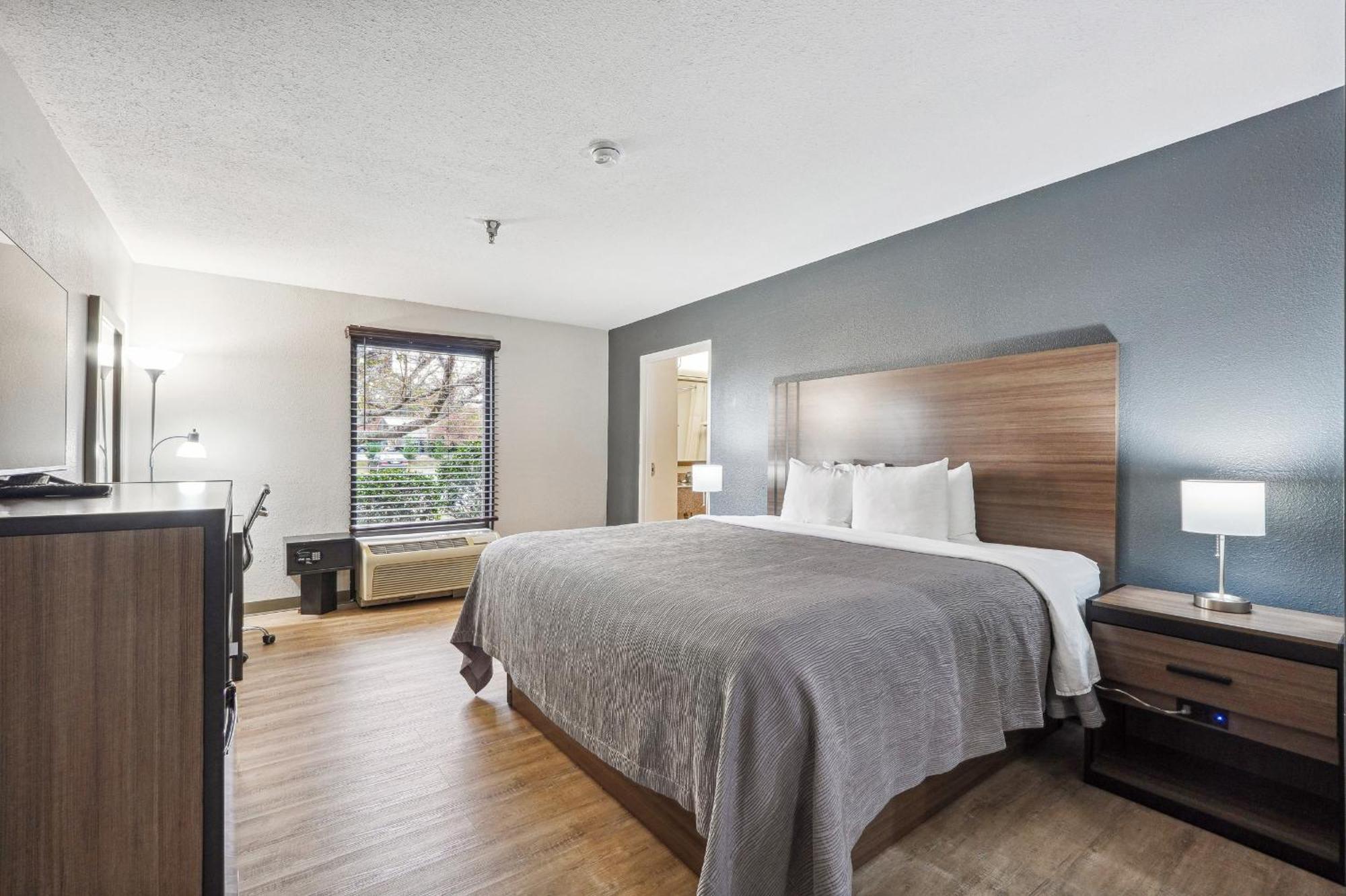 Quality Inn & Suites Dawsonville Bagian luar foto