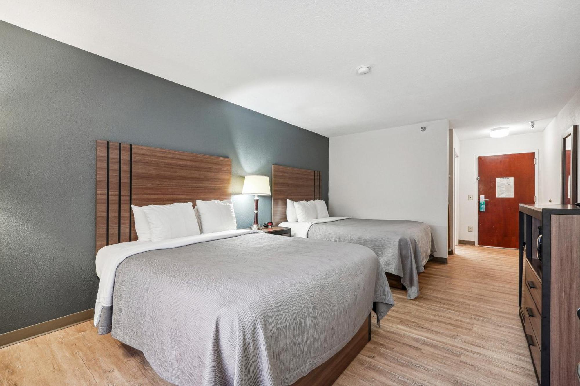 Quality Inn & Suites Dawsonville Bagian luar foto
