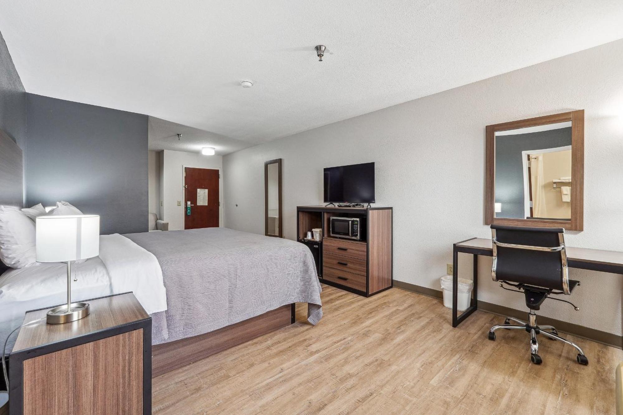 Quality Inn & Suites Dawsonville Bagian luar foto