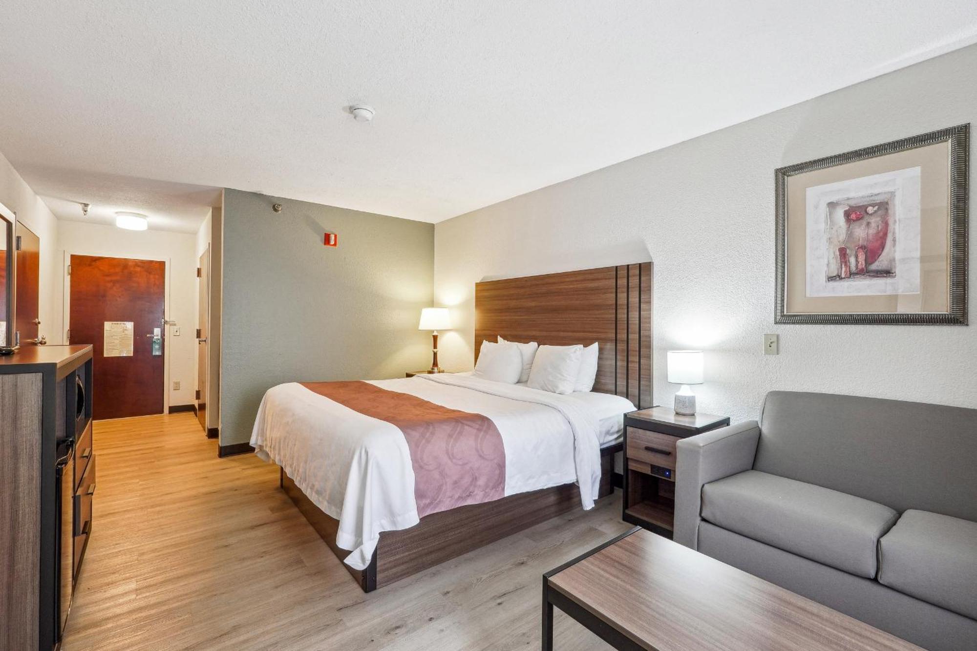 Quality Inn & Suites Dawsonville Bagian luar foto
