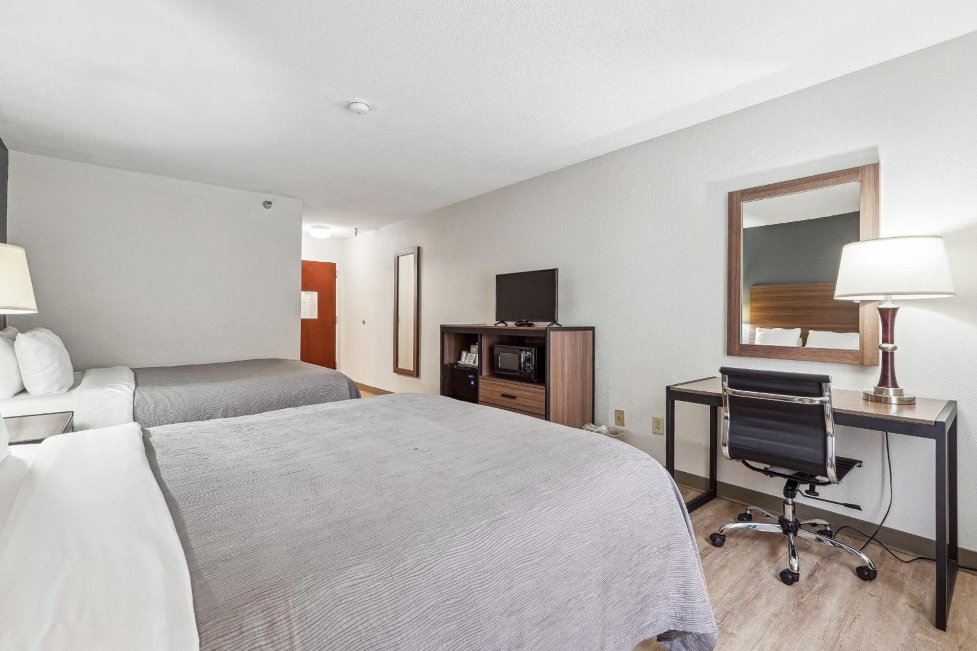 Quality Inn & Suites Dawsonville Bagian luar foto